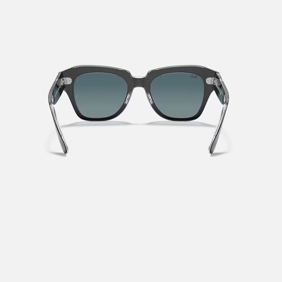 Ray-Ban State Street sunglasses (RB2186). Black transparent frame/blue grey lens